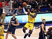 НБА. Леброн Джеймс сделал трипл-дабл и установил