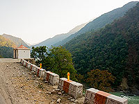 В египетской провинции эль-Гарбия перевернулся пассажирский автобус