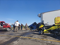 К югу от Бен-Гуриона столкнулись грузовик и легковой автомобиль, один человек в тяжелом состоянии