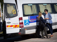 В Гиватаиме прошла акция протеста против запуска автобусов по субботам