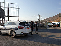 В деревне Дир аль-Асад обстреляна полицейская машина; о раненых не сообщается