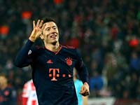 Лига чемпионов. Роберт Левандовски забил четыре гола за 14 минут