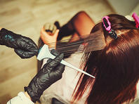 Ученые США обнаружили, что краска для волос повышает угрозу рака груди