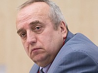 Клинцевич прокомментировал введение США новых антироссийских санкций