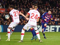 Чемпионат Испании. Месси забил три мяча.