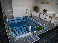 Посетители микве в Модиин-Илите напали на арабского рабочего