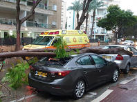 Зимняя буря в Израиле: ураганный ветер и ливни. Есть пострадавшие