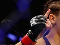 ММА. 58-летняя американка нокаутировала соперницу, которая моложе ее на 37 лет