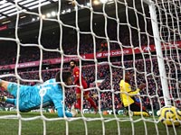 Чемпионат Англии. Мохамед Салах забил два гола. 