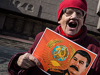 В Волгограде установили памятник Иосифу Сталину