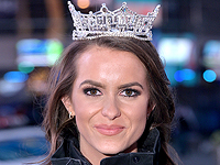 Студентка-фармаколог Камилла Шрайер поразила жюри 