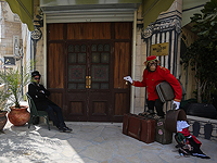 Бэнкси представил новую работу: младенец-Иисус у израильской стены