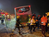 Недалеко от аэропорта Бен-Гурион автобус врезался в остановку: есть погибшие и пострадавшие