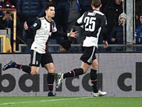 Феноменальный гол Роналдо. Удар нанесен с высоты 2.56 м