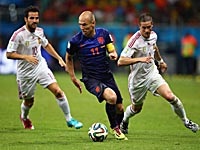 Four Four Two. 50 лучших матчей уходящего десятилетия (четвертая часть). Уничтожение чемпиона мира и 