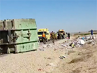 В Негеве перевернулся грузовик, тяжело травмирован водитель