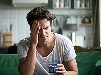 Средства от похмелья: древние рецепты и современные исследования