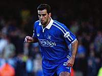 39-летний известный футболист покончил с собой