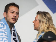 Сара и Авнер Нетаниягу прилетели в Израиль из Афин туристическим классом