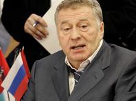 Поведение Жириновского, раздававшего деньги