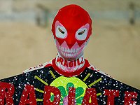 Неделя моды в Париже: пришельцы примут землян за своих. Фоторепортаж