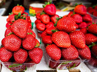 Минздрав предупреждает: клубника, выращенная в Газе, опасна для здоровья