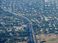 На 2-й трассе около Кфар-Шмариягу полиция остановила пожилую водительницу, ехавшую по встречной полосе