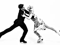 Чемпионат Канады. Пара вышла в лидеры несмотря на то, что волосы фигуристки зацепились за пиджак партнера