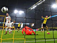 Чемпионат Германии. Холанд вышел на замену, забил два мяча за 10 минут и установил рекорд