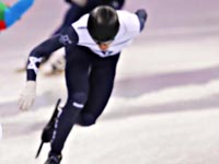 Чемпионат Европы по шорт-треку. Израильтянин Владислав Быканов завоевал бронзовую медаль