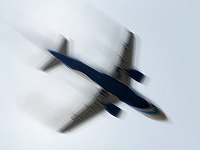 В Афганистане разбился самолет, на борту которого находились более 80 человек