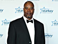 От рака на 59-м году жизни скончался легендарный футболист