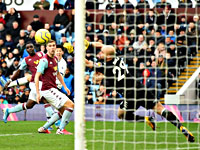 Чемпионат Англии. Ошибка Энгелса помогла команде Моуриньо победить в Бирмингеме