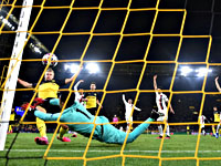 Лига чемпионов. Норвежский вундеркинд продолжает поражать.