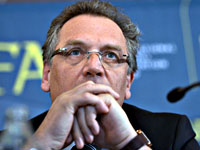 Президента ПСЖ и бывшего генерального секретаря ФИФА обвиняют во взяточничестве
