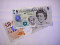 Банк Англии снизил учетную ставку на 0,5%