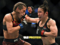 UFC 248. Исраэль Адесанья защитил чемпионский титул. Енджейчик проиграла