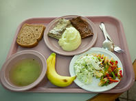 Компания Пригожина  получила контракт на снабжение едой больных коронавирусом