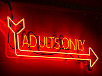 Коронавирус развалил секс-индустрию планеты и выгнал проституток на  улицу