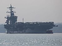 CNN: десятки военнослужащих заражены коронавирусом на борту  авианосца 