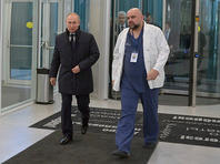 Главный врач Московского  центра по излечению коронавируса болен этой болезнью