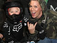 Знаменитая певица Pink сообщила, что перенесла коронавирус