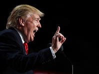 Президент США вводит санкции против стран, не вывозящих своих граждан