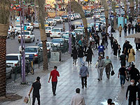 В Иране возобновят работу бизнесы, несущие среднюю угрозу заражения