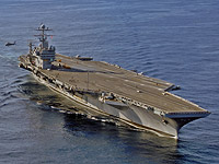 Глава ВМС CША  подал в отставку:  416 моряков авианосца больны COVID-19