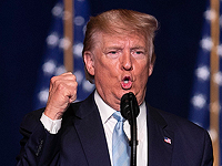 Трамп приказал уничтожать иранские корабли, преследующие американские