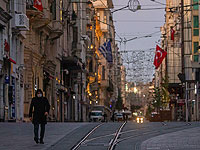 В Турции введен четырехдневный карантин