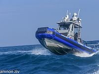 Карантин на пляжах: морская полиция провела операцию против нарушителей-серферов. ВИДЕО