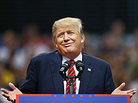 Трамп заявил, что предложение лечить COVID-19 инъекциями хлорки было саркастическим