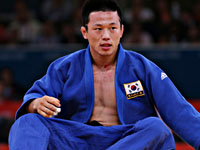 Двукратный чемпион мира по дзюдо арестован по обвинению в сексуальном насилии